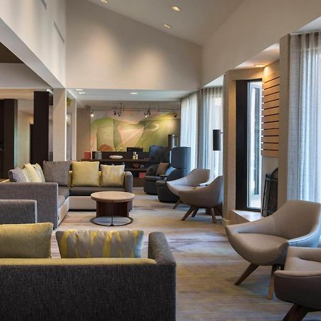 Courtyard By Marriott Boston Norwood/Canton Bagian luar foto
