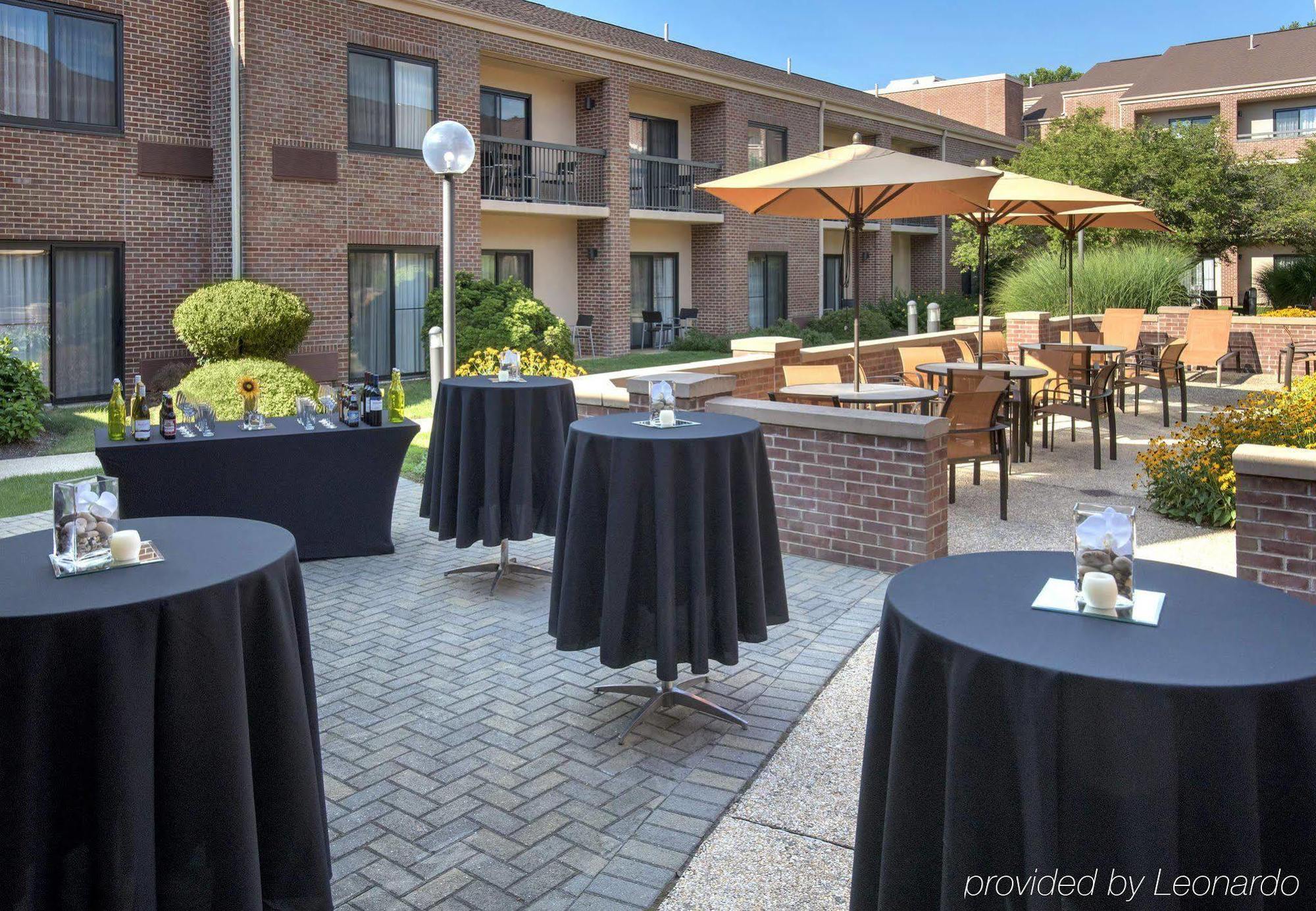Courtyard By Marriott Boston Norwood/Canton Bagian luar foto