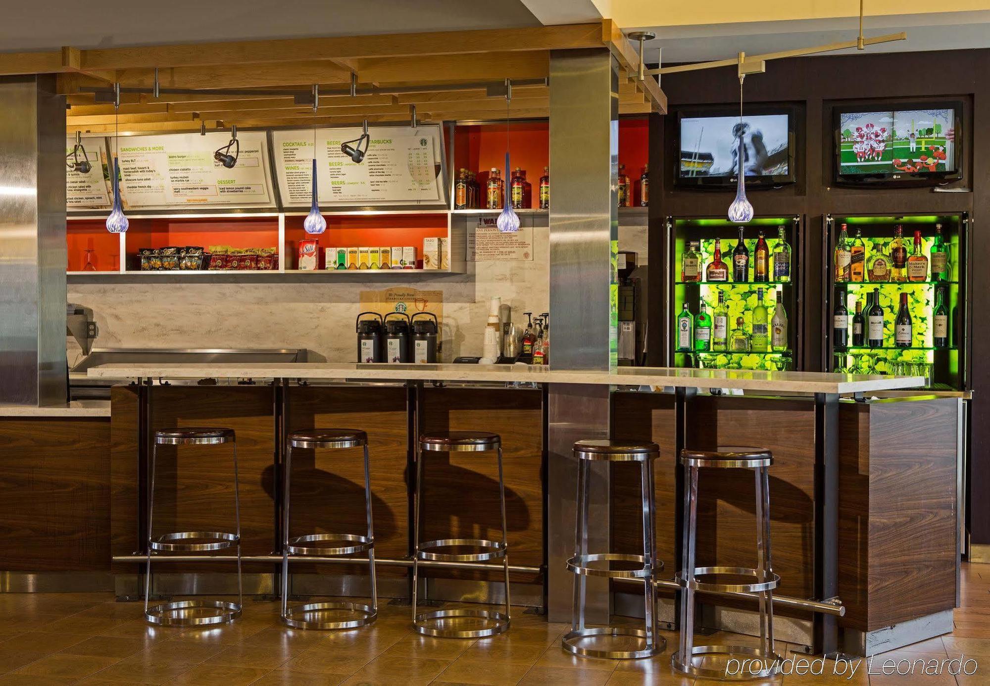 Courtyard By Marriott Boston Norwood/Canton Bagian luar foto
